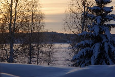 14 février 2011, près de Maula (Lapland) T=-33°C - Le soleil se lève