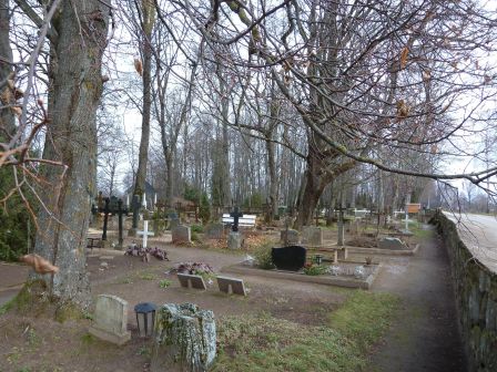 Un cimetière en Estonie